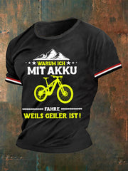 Herren-T-Shirt „Warum ich AKKU fahre – Weil’s geiler ist“