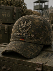 Herren-Mütze mit Tarnmuster im Militärstil